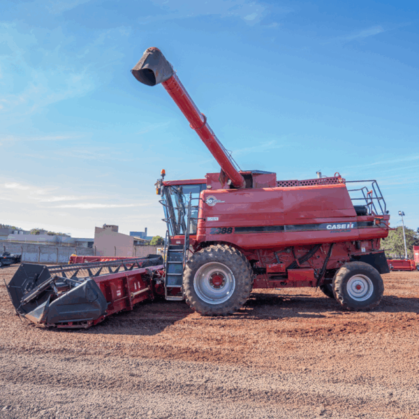 COSECHADORA CASE IH 2388 4X2 DUAL MONITOR AÑO 2007 CON CABEZAL DE SOJA USADO CASE IH 30 PIES AÑO 2007 - Imagen 5