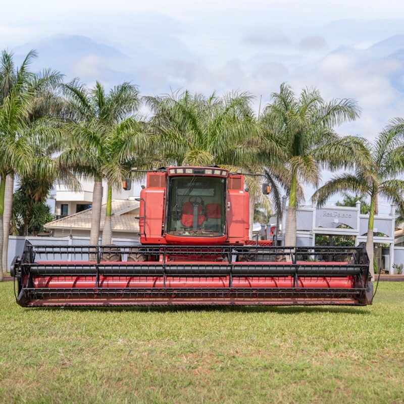 Cosechadora Case IH Axial-Flow 2399 2008 4x2 fija dual con cabezal Case IH 25 pies 2011