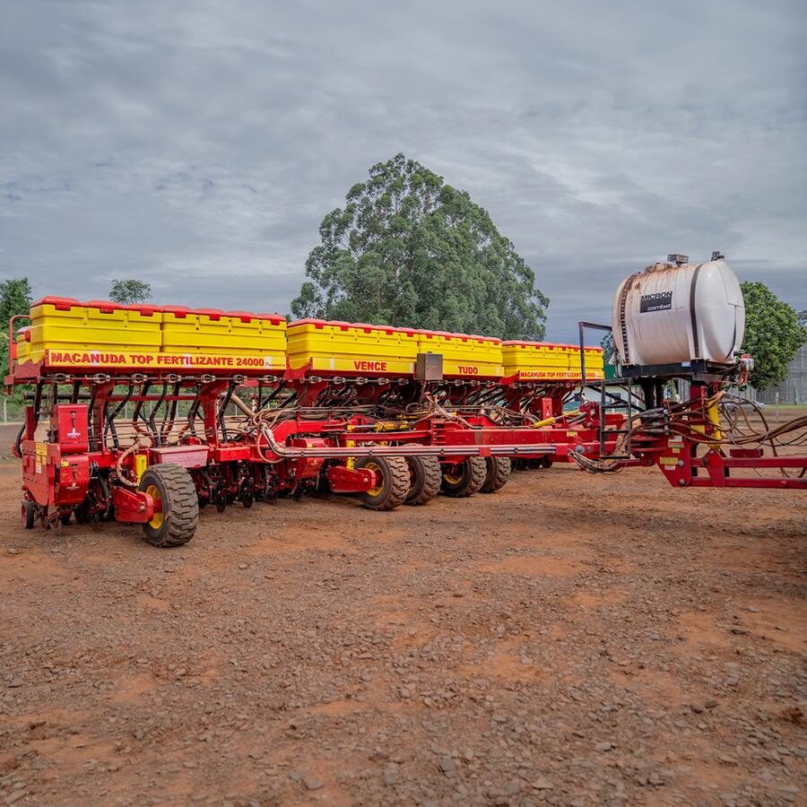 Sembradora Vence Tudo Macanuda 24000 de 24 líneas — foto 1 de 6