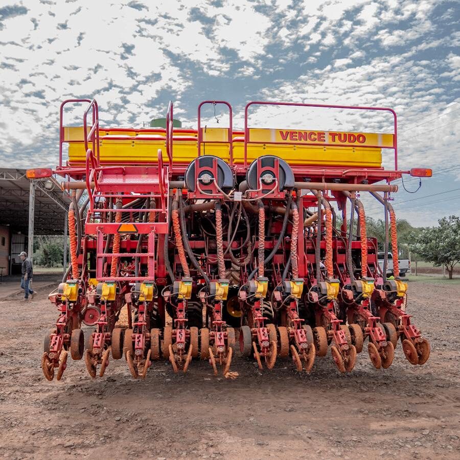 Sembradora Vence Tudo Macanuda 24000 de 24 líneas — foto 6 de 6