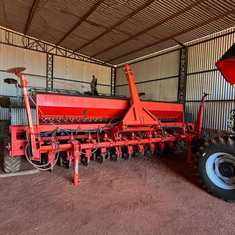 Sembradora Semeato SSM 27 21x21