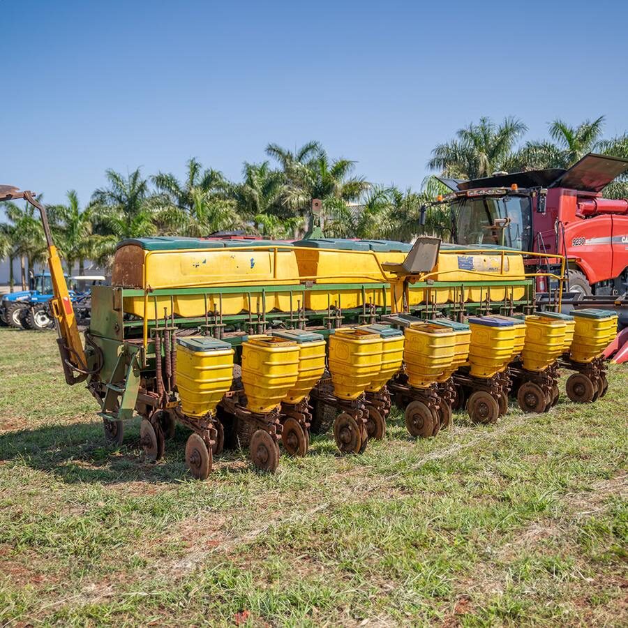 Sembradora Tatu Ultra 13x45 — foto 2 de 2